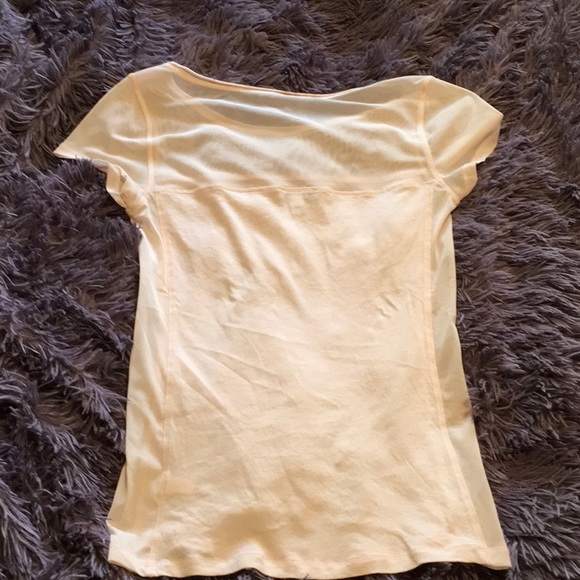 Express Mesh Panel Tee - Picture 3 of 3